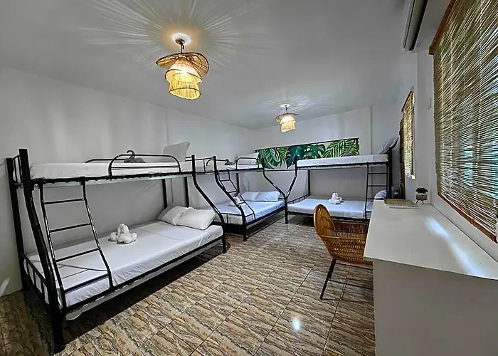 5r Tourist & Restaurant Hotel Santa Fe (Cebu)