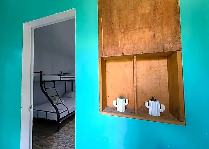 Hotel 5r Tourist & Restaurant