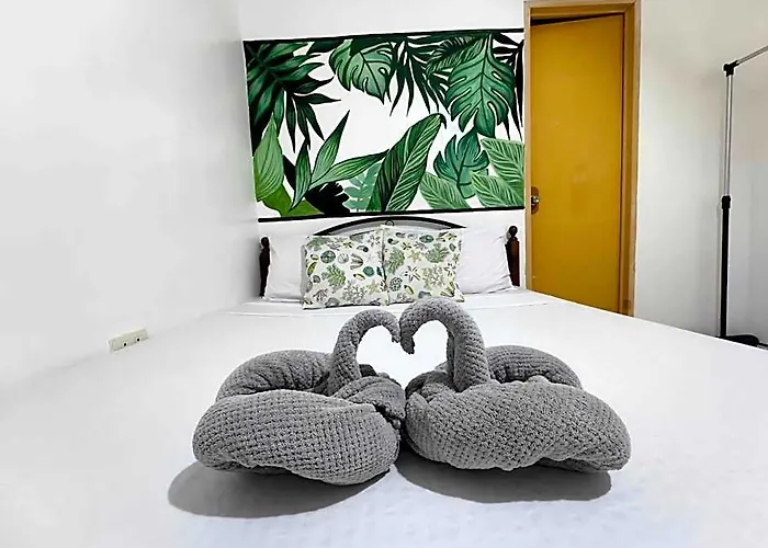 5r Tourist & Restaurant Hotel 2*