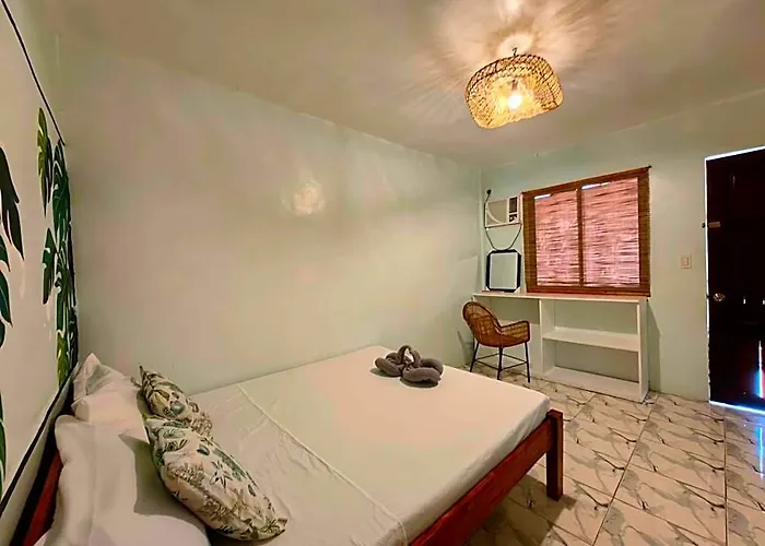 Hotel 5r Tourist & Restaurant Santa Fe (Cebu)
